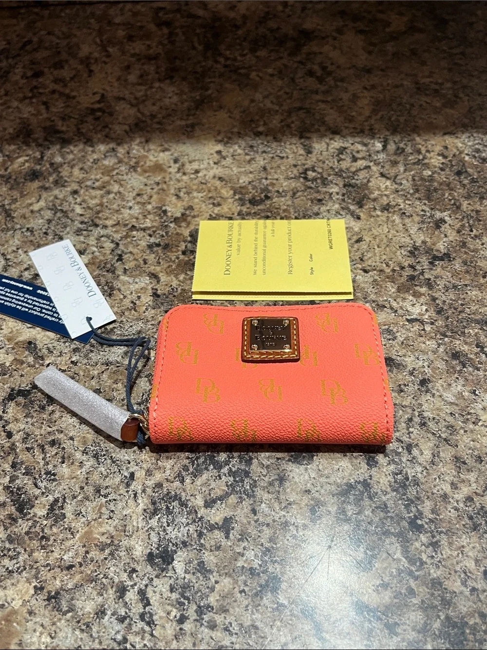 Dooney & Bourke Gretta  Zip Around Credit Card Case